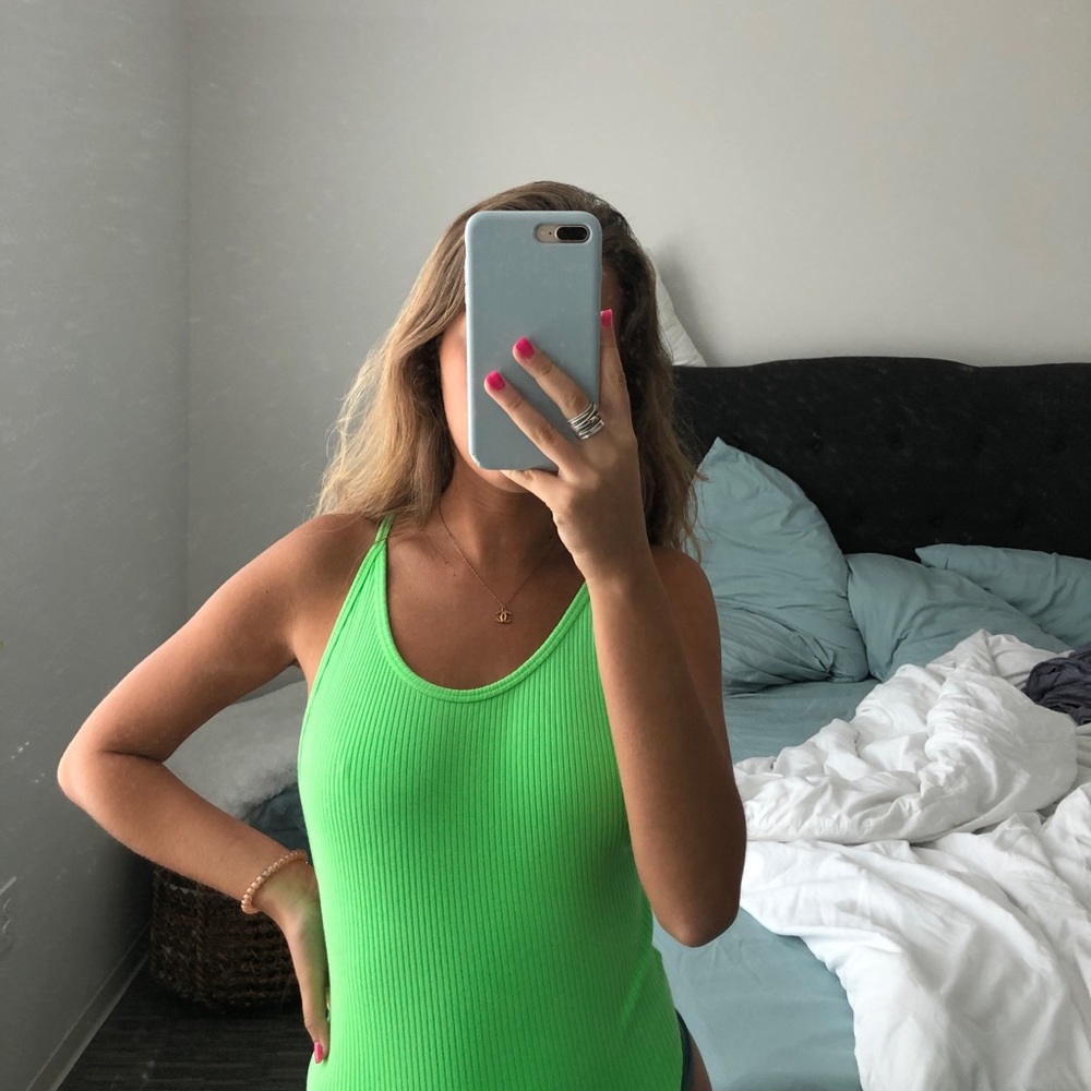 aritzia bodysuit